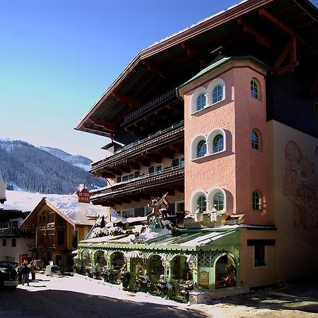 Boutique-Hotel Bauer Saalbach-Hinterglemm Dış mekan fotoğraf